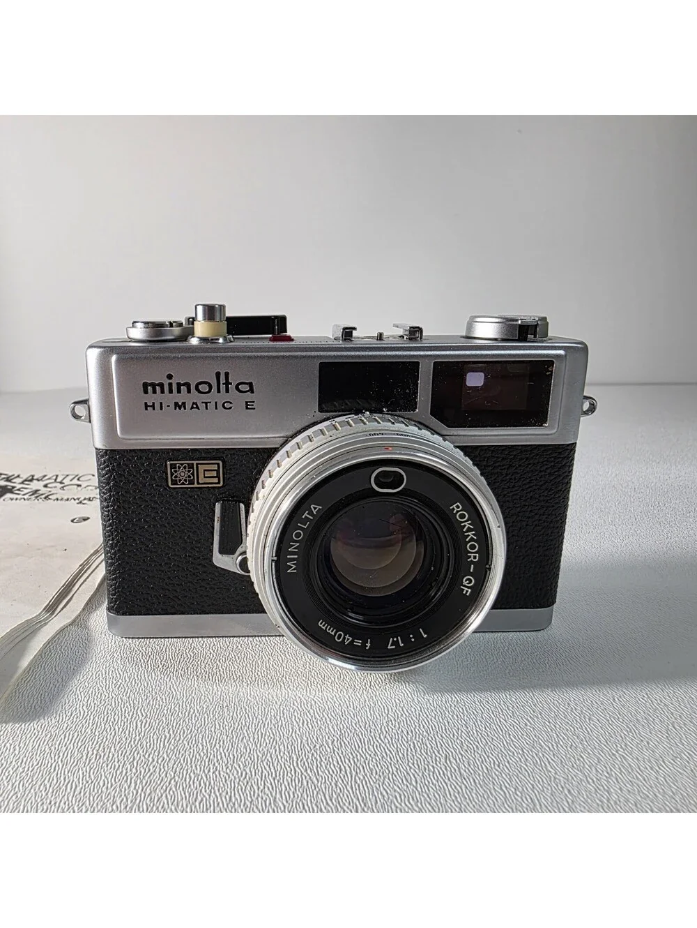 Minolta Hi-Matic E Rangefinder 35mm Film Camera 40mm F1.7 UNTESTED
